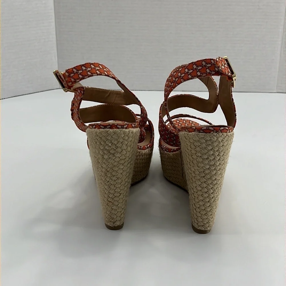 STEVE Maden Jenny wedge shoe size 10 butterfly fabric 5” high